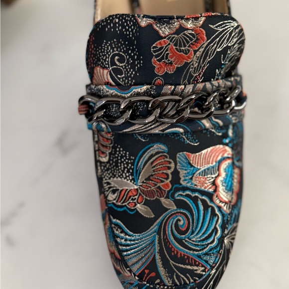 Enzo Angiolini Gillian Paisley Slip On - Picture 3 of 6